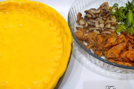 Открытый пирог с тыквой и грибами: шаг 8