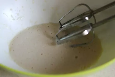Песочный пирог с творогом и хурмой: шаг 2