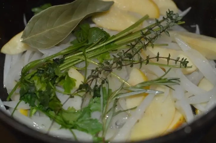 Рулька барашка с соусом и кус кусом: шаг 3