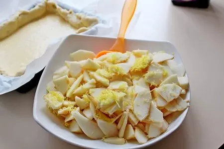 Творожной пирог с грушами и сметанной начинкой: шаг 9