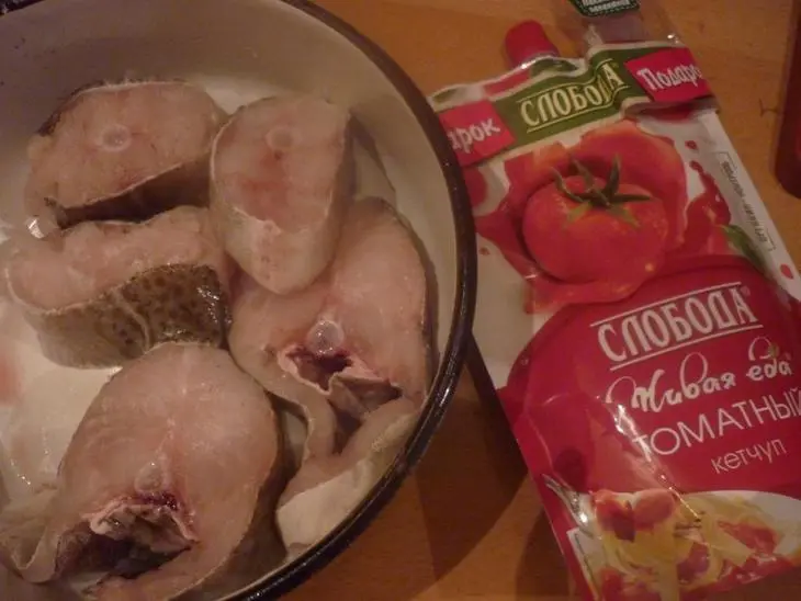 Треска в кетчупском маринаде))): шаг 1