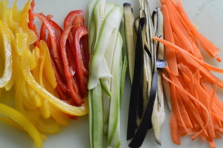 Запеченная форель с овощами и креветками: шаг 1