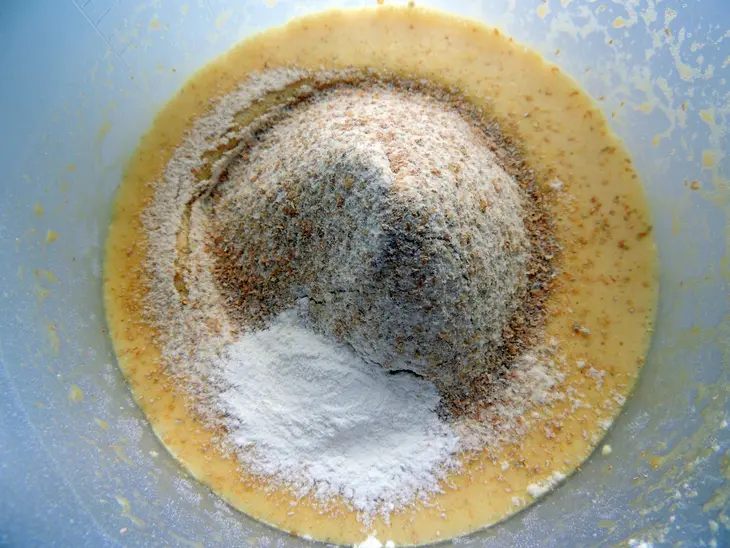 Яблочный пирог с цельнозерновой мукой: шаг 3