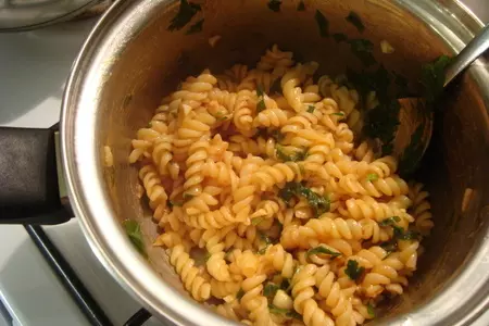 Курица с томатным кетчупом к пасте: шаг 8