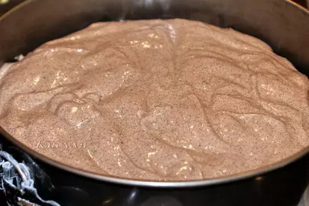 Пирог со сливами и миндально-шоколадным вкусом: шаг 7