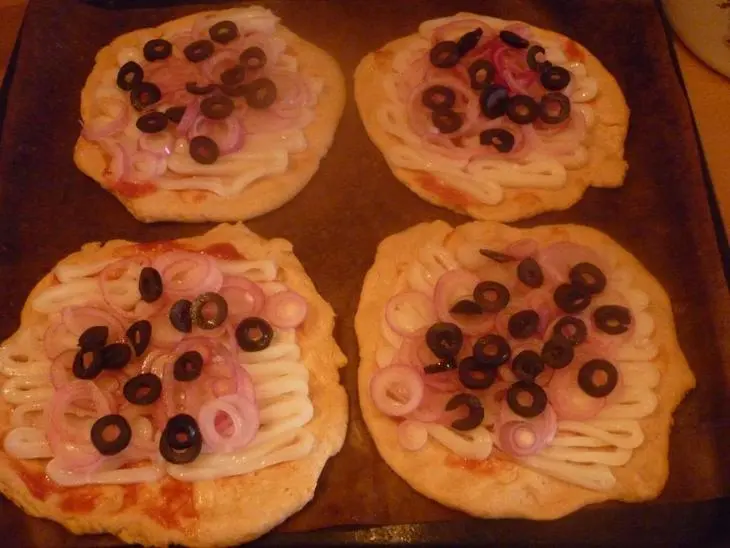 Пицца с кальмарами: шаг 6