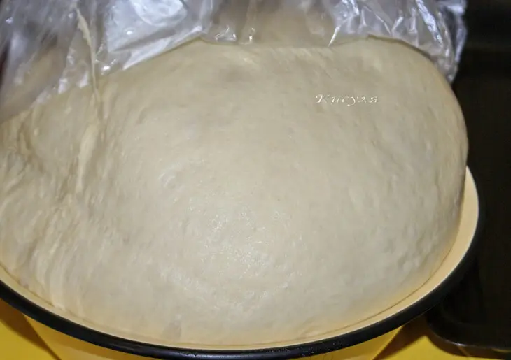 Мраморный пирог с корицей и глазурью: шаг 4