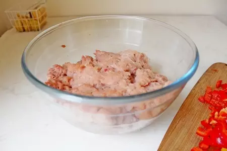 Куриные котлетки на палочках корицы: шаг 1