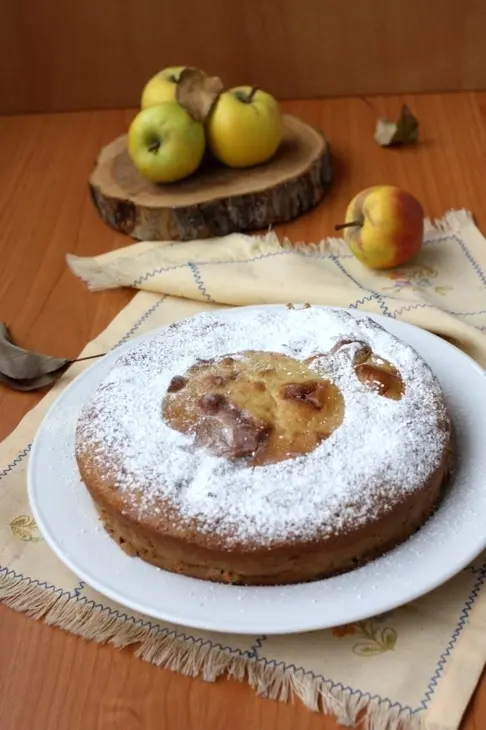Пирог на кислом молоке с яблоком и морковью: шаг 8
