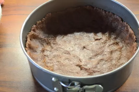 Шоколадный пирог с яблоками: шаг 3