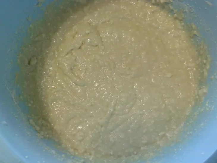 Сливочно-ванильный пирог с яблоками и клюквенным джемом: шаг 3