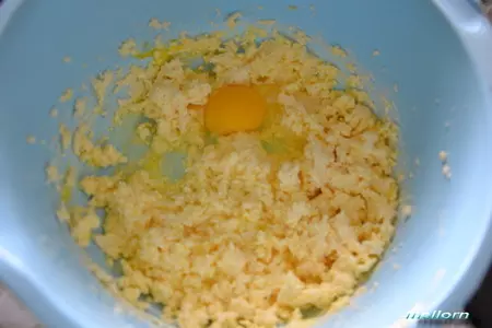 Сливочный пирог с карамельной заливкой: шаг 2