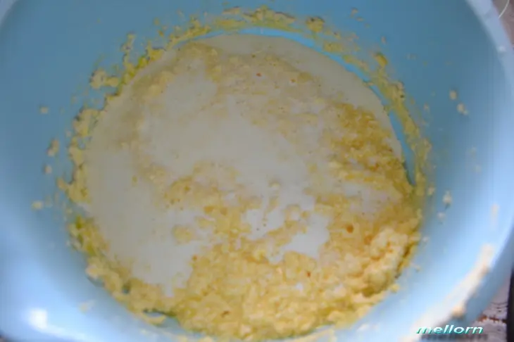 Сливочный пирог с карамельной заливкой: шаг 3