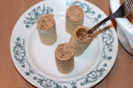 Сырная закуска с курицей и зеленью: шаг 8