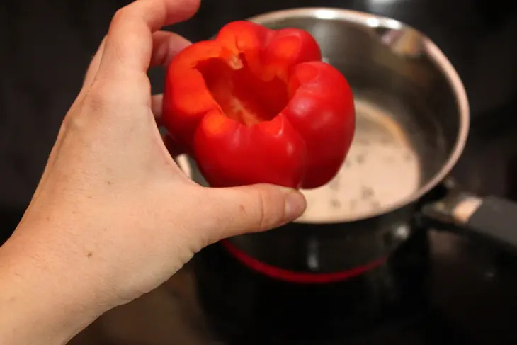 Сладкие перцы фаршированные кускусом с грибами и фетой: шаг 3