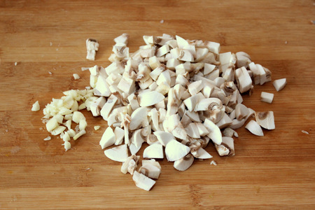 Сладкие перцы фаршированные кускусом с грибами и фетой: шаг 6