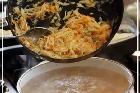 Щи постные ... с гречкой. но из квашеной капусты: шаг 10