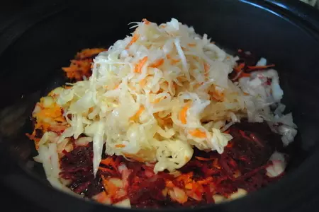 Борщ из квашенной капусты с чесночными свинками: шаг 3