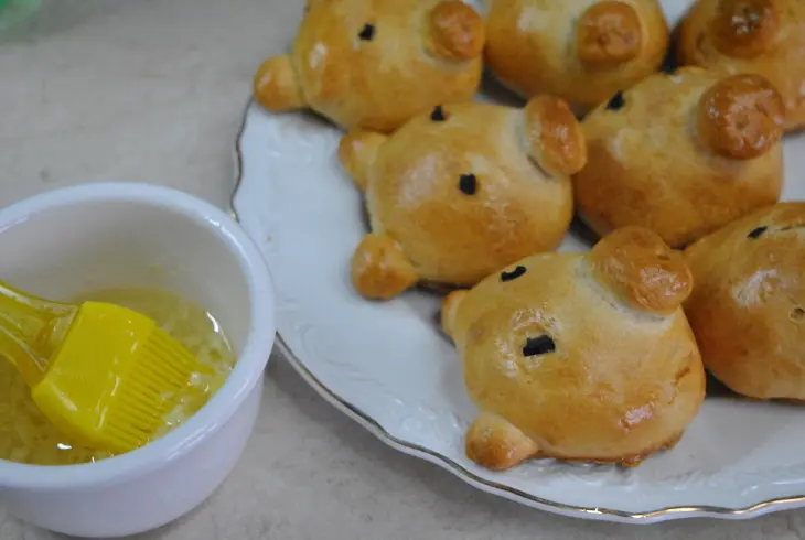 Борщ из квашенной капусты с чесночными свинками: шаг 15