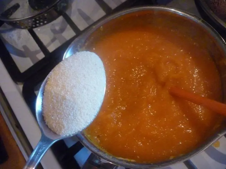 Пудинг из моркови и яблок: шаг 4