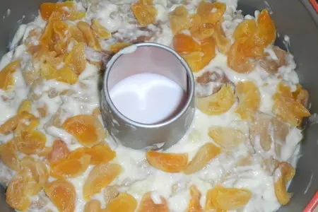 Торт из медового печенья с курагой без выпечки: шаг 1