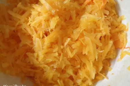Тыквенные маффины с орехами и клюквой: шаг 4