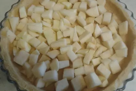 Кокосовый тарт с яблоками и грушами: шаг 6