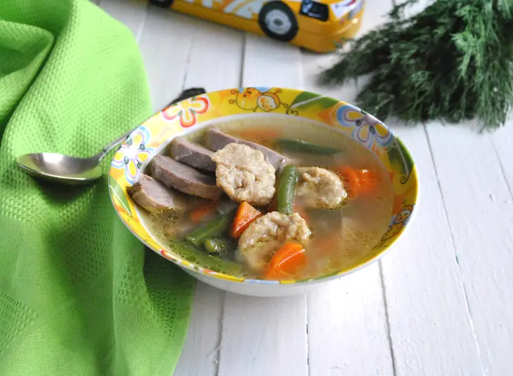 Суп с уткой, стручковой фасолью и клёцками с ржаными отрубями: шаг 7