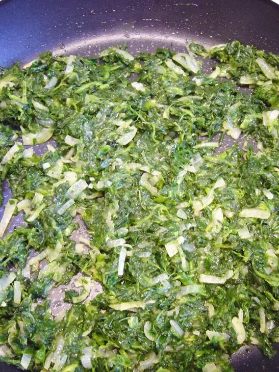 Детская запеканка с рисом шпинатом и курицей: шаг 1