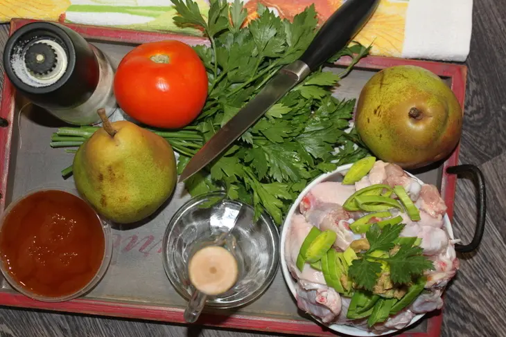 Медовые крылышки в горчичном маринаде с жареной грушей: шаг 1