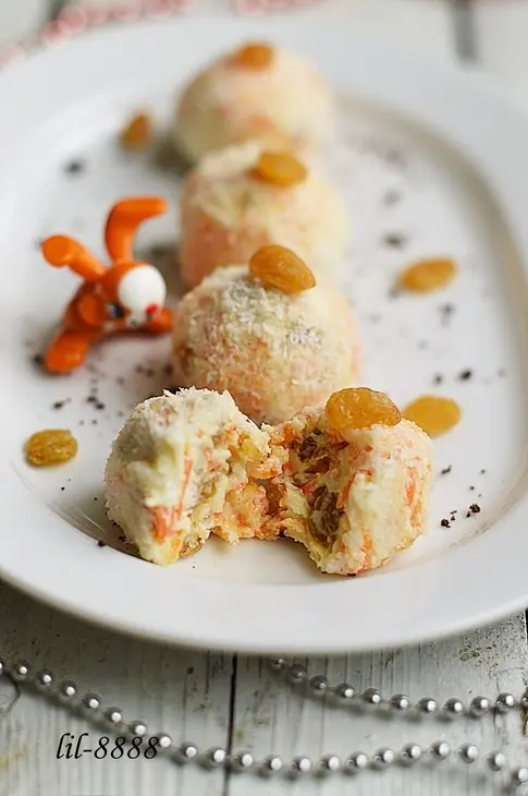 Творожные шарики с морковью и изюмом: шаг 5