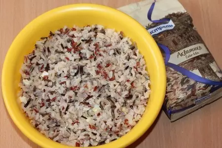 Салат из зеленого горошка с тунцом и рисом: шаг 6