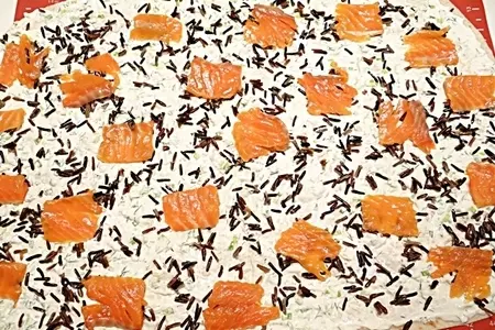 Рулетики из лаваша с диким рисом и лососем: шаг 9