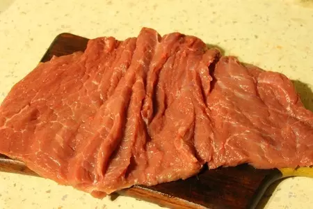 Рулет из говядины с рисом и сыром: шаг 2