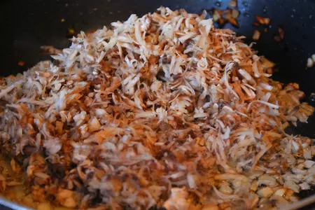 Яйца, фаршированные шампиньонами: шаг 1