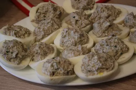 Яйца, фаршированные шампиньонами: шаг 5
