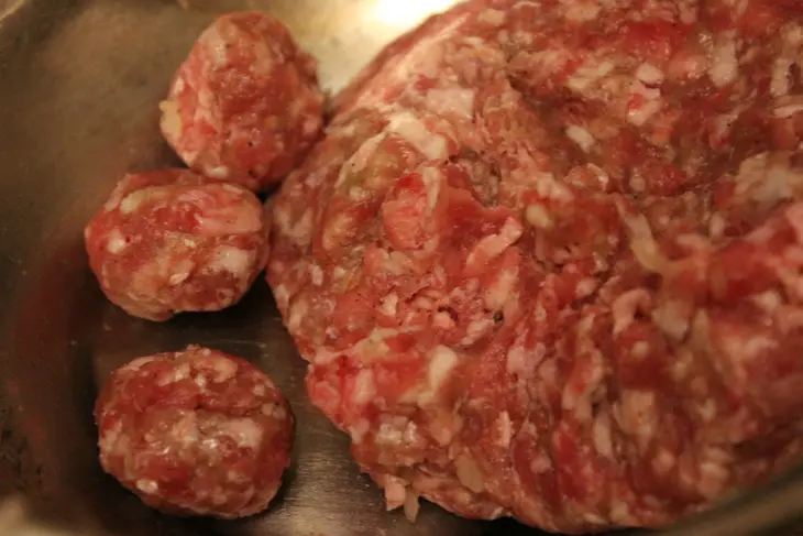 Запеканка из овощей, риса акватика микс и мясных фрикаделек: шаг 4