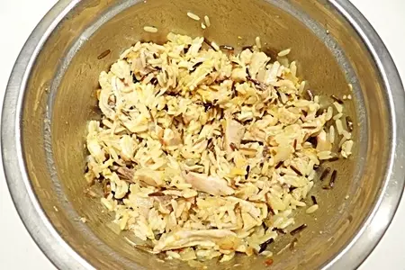 Рулет с курицей, рисом и моцареллой: шаг 9