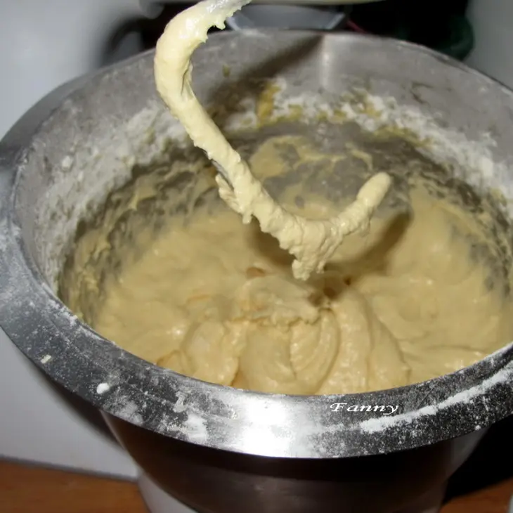 Новогодний кекс с сухофруктами и орехами: шаг 4