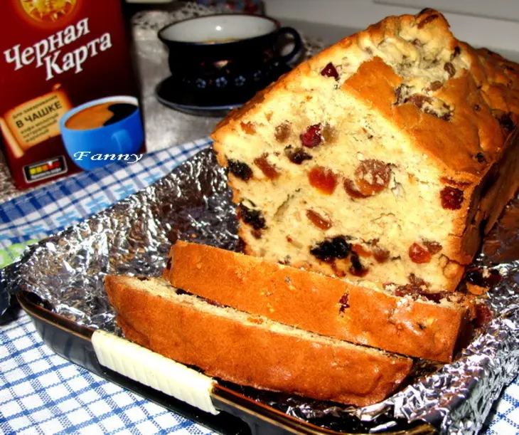 Новогодний кекс с сухофруктами и орехами: шаг 7