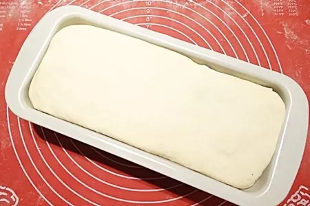 Пирог с квашеной капустой, рисом и колбасками: шаг 14