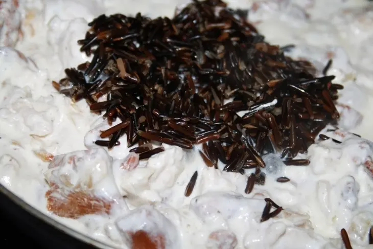 Песочный пирог с лисичками, курицей и диким рисом: шаг 10