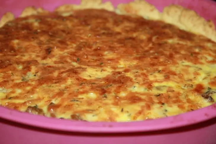 Песочный пирог с лисичками, курицей и диким рисом: шаг 15