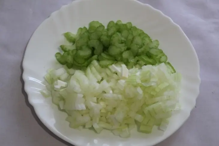 Курица "рыцарь в доспехах"  с диким рисом акватика и свежими и сухими грибами: шаг 4