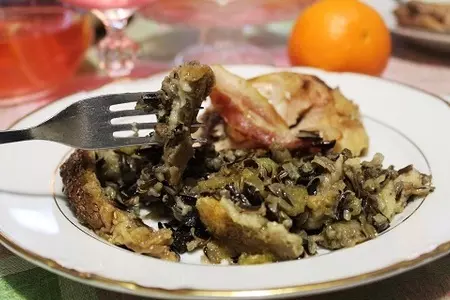 Курица "рыцарь в доспехах"  с диким рисом акватика и свежими и сухими грибами: шаг 12