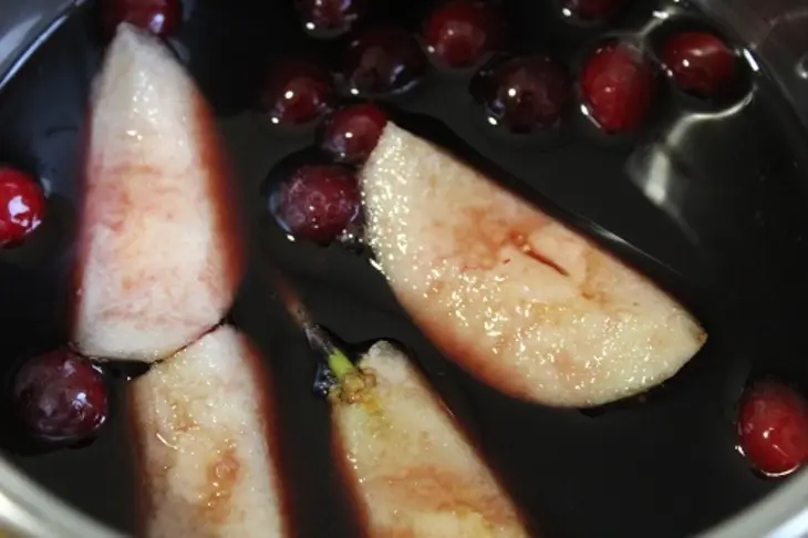 Пудинг с басмати и quinoa mix, с белым шоколадом и фруктами пашот: шаг 4