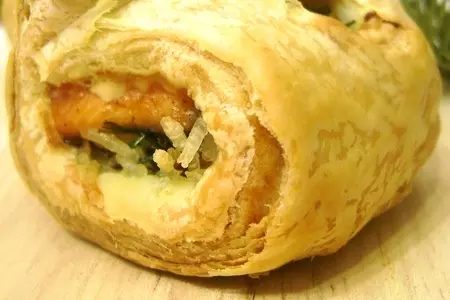 Слоеные закусочные мини-пирожки с горбушей и рисом: шаг 8