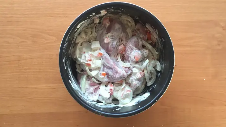 Кролик тушеный в сметане: шаг 3