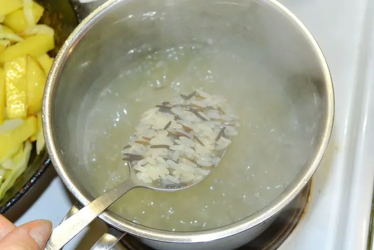 Рагу картофельное с капустой и рисом: шаг 5
