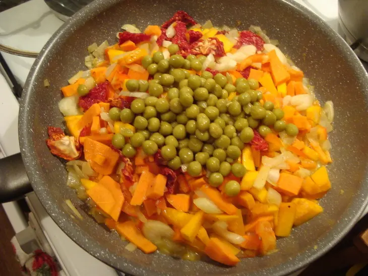 Морепродукты с овощами и киноа: шаг 6
